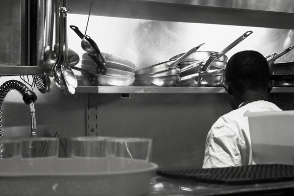 Découvrez les bienfaits naturels du miel de nigelle à acheter